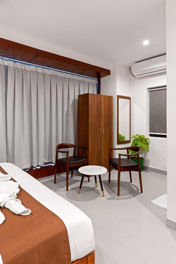 The Elite Hotel Haïdarabad Extérieur photo